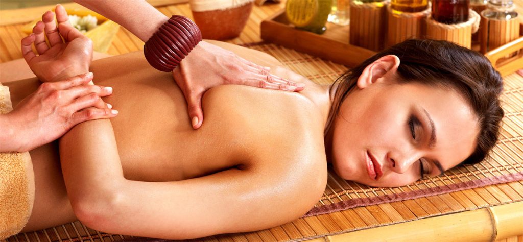 Why Massage London Outcall Brings Luxury to Your Home